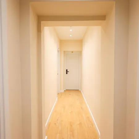 Apartamento Grandstay Tirana