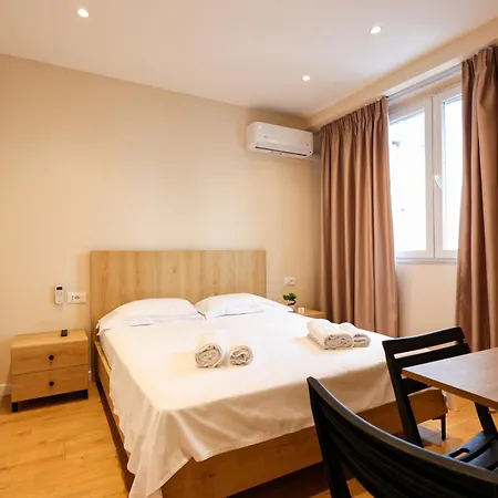 Grandstay * Τίρανα